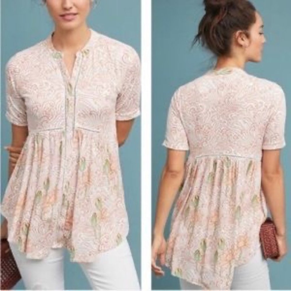 Anthropologie Akemi + Kin Veria Floral Dustry Pink Short Sleeve Blouse Tunic Top